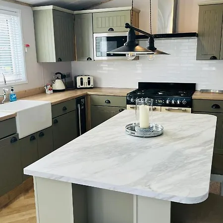 Hawthorne With Hot Tub Tatil Evi